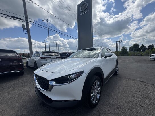 2023 Mazda CX-30 GS AWD AUTO MAGS APPLE CARPLAY ANDROID AUTO CAM DE RECUL White 2023 Mazda CX-30 GS AWD AUTO MAGS APPLE CARPLAY ANDROID AUTO CAM DE RECUL White