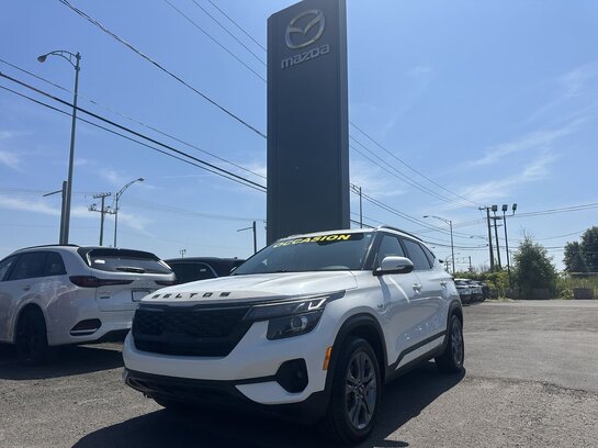 2021 Kia Seltos EX AWD CUIR TOIT CAMERA DE RECUL White 2021 Kia Seltos EX AWD CUIR TOIT CAMERA DE RECUL White