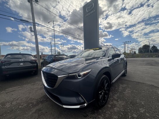 2023 Mazda CX-9 ÉDITION KURO AWD TOIT MAGS CUIR ROUGE 6 PASSAGERS Grey 2023 Mazda CX-9 ÉDITION KURO AWD TOIT MAGS CUIR ROUGE 6 PASSAGERS Grey